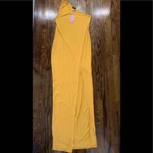 One shoulder bodycon maxi dress with high slit